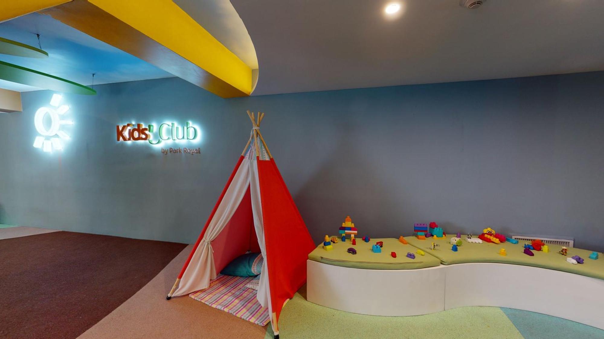 Grand Park Royal Puerto Vallarta Exteriér fotografie Kids Club
