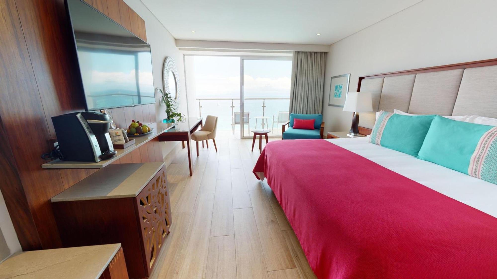 Grand Park Royal Puerto Vallarta Exteriér fotografie A room at the hotel